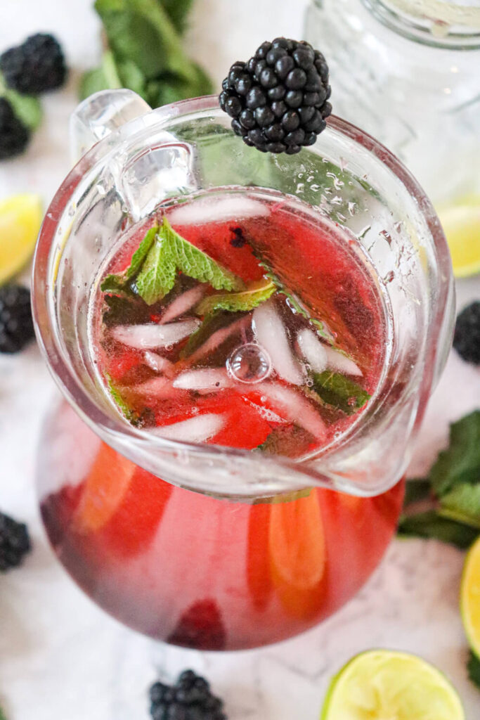 Non-alcoholic Blackberry Mojito