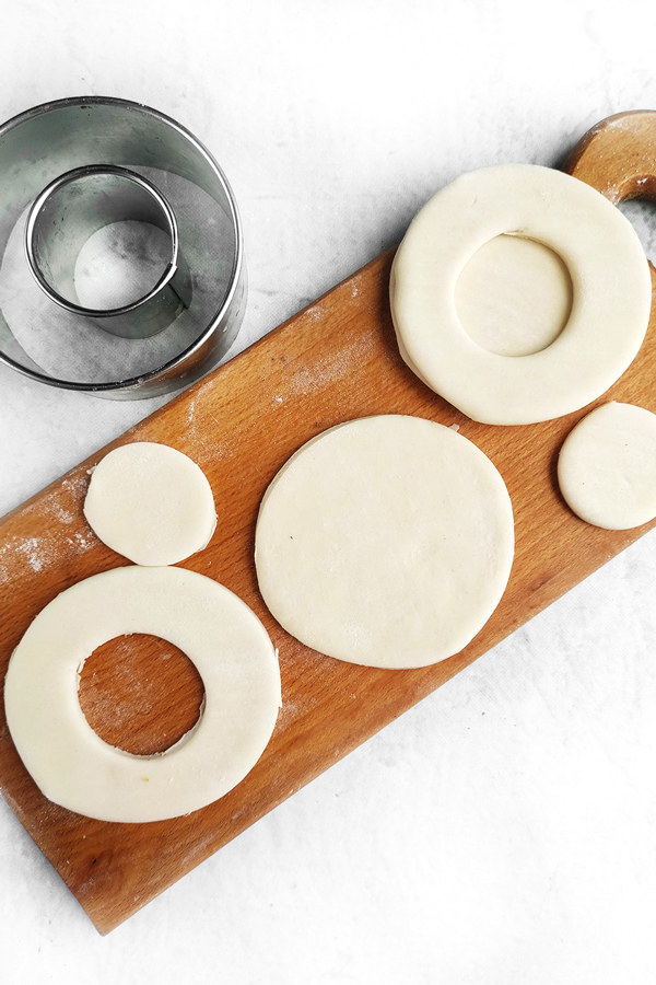Cutting the puff pastry circles