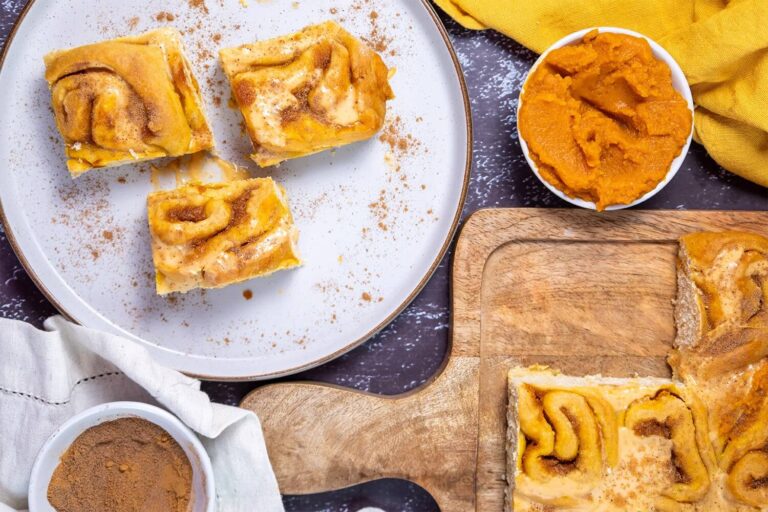 Pumpkin Cinnamon Rolls