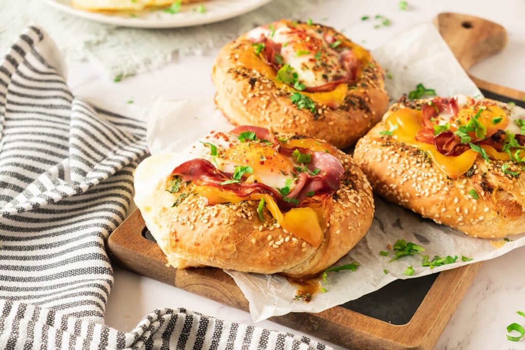 Breakfast Bagel Sandwiches