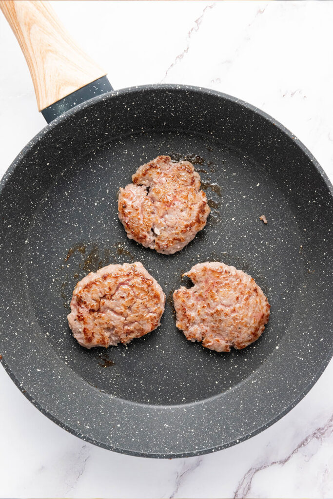 Frying sausage patties 