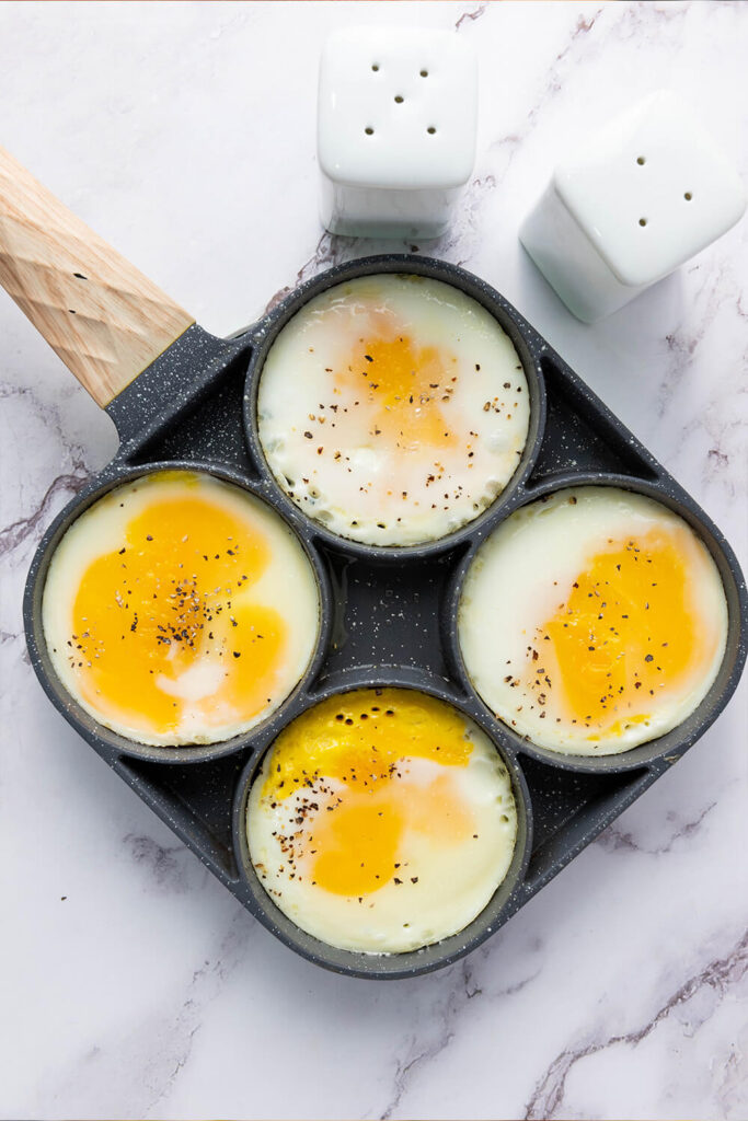 Cooking eggs