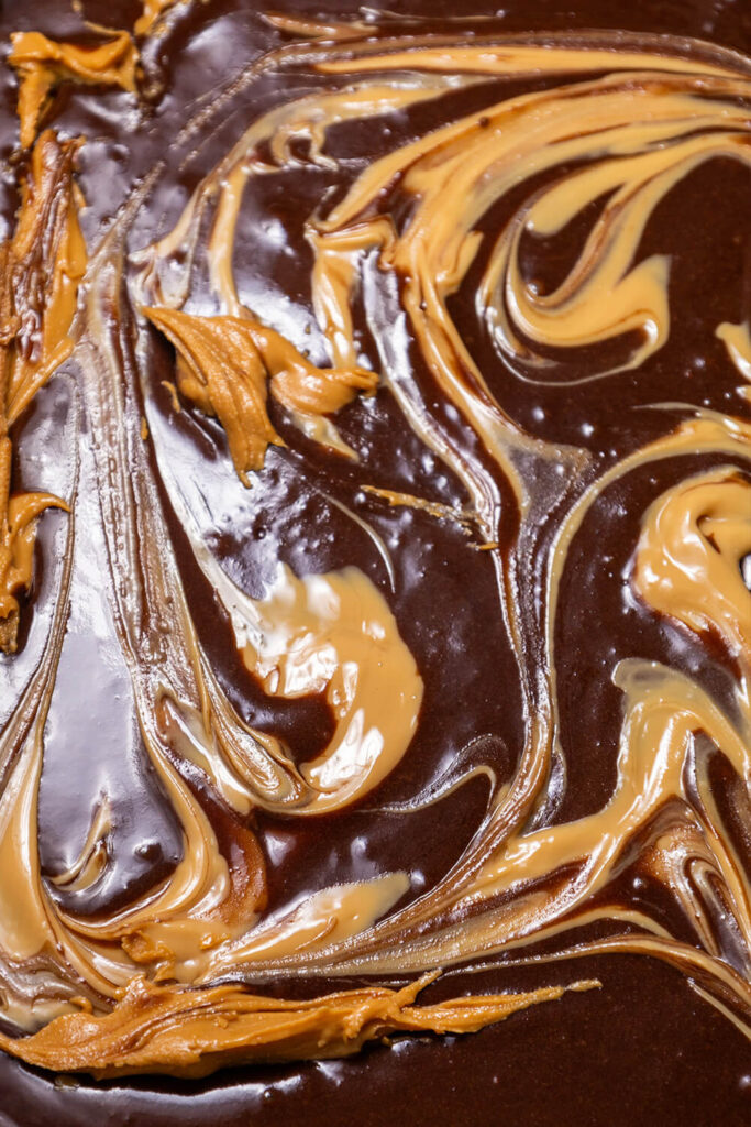 Drizzling peanut butter