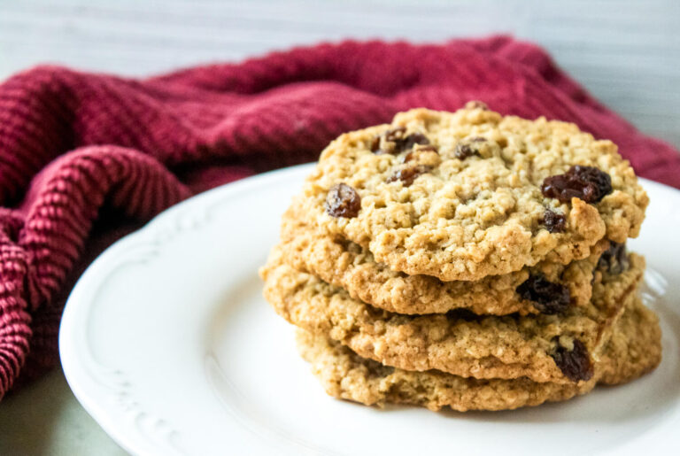Oatmeal Raisin Cookies