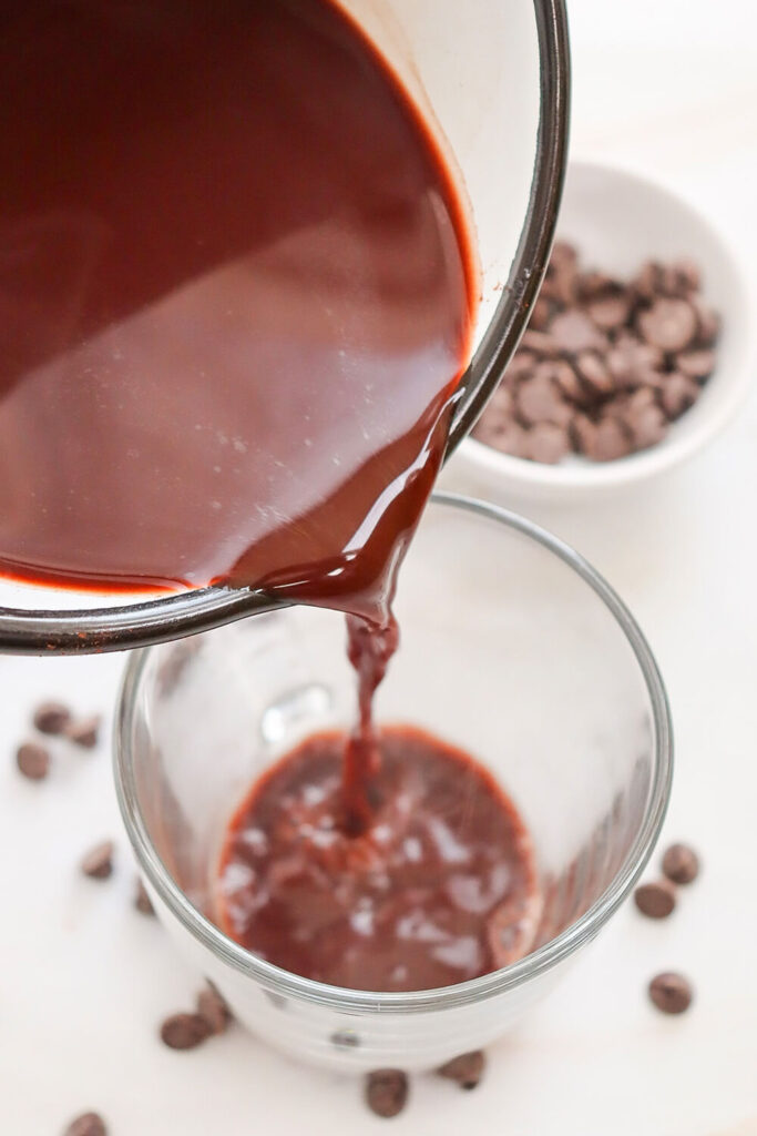 Pouring the mocha into a mug