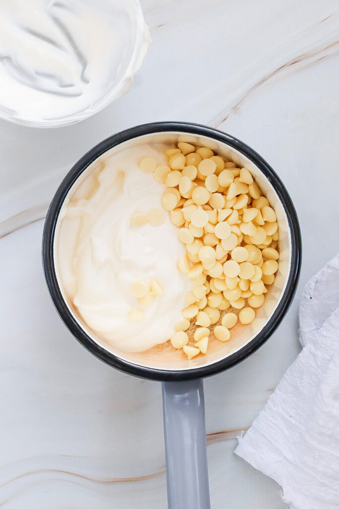 Melting white chocolate chips with heavy cream