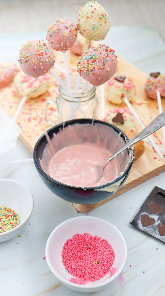 Decorating the cake pops